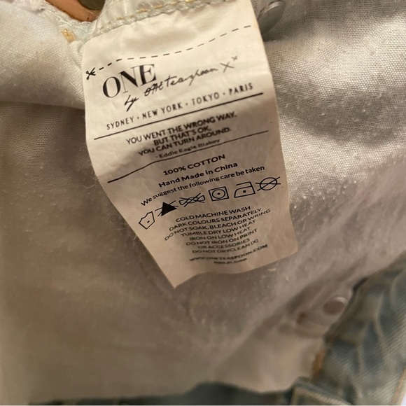 One Teaspoon Ripped Jean Short - Picture 4 of 6